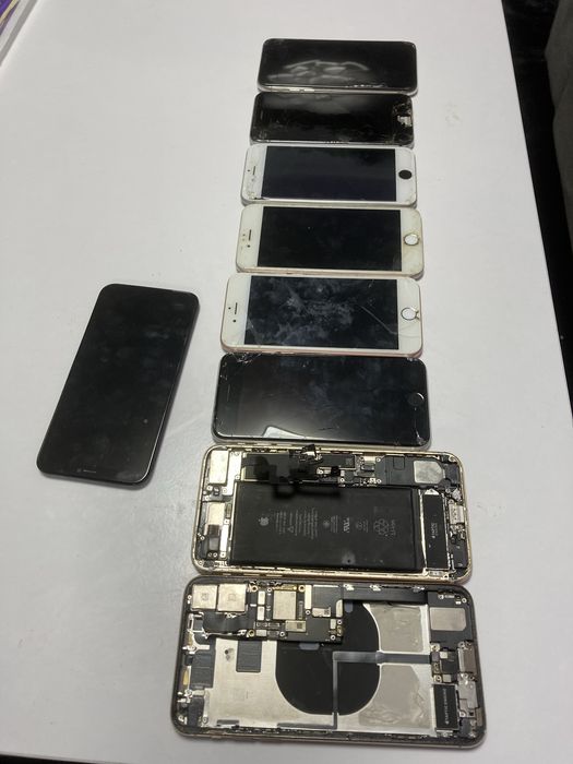 Lot piese Iphone