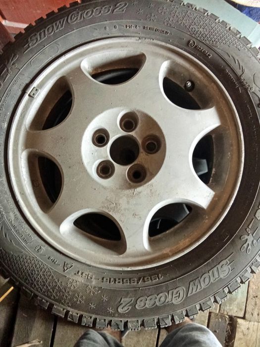 Продам комплект зимних колёс на Subaru.