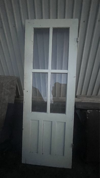 Продам б/у двери, окна. Цена по 4000 тг. Окно 3000 тг