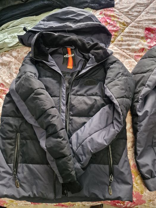 Мъжко Зимно Яке Ellesse Размер S и L / Тъмно Сиво / 100% Оригинал