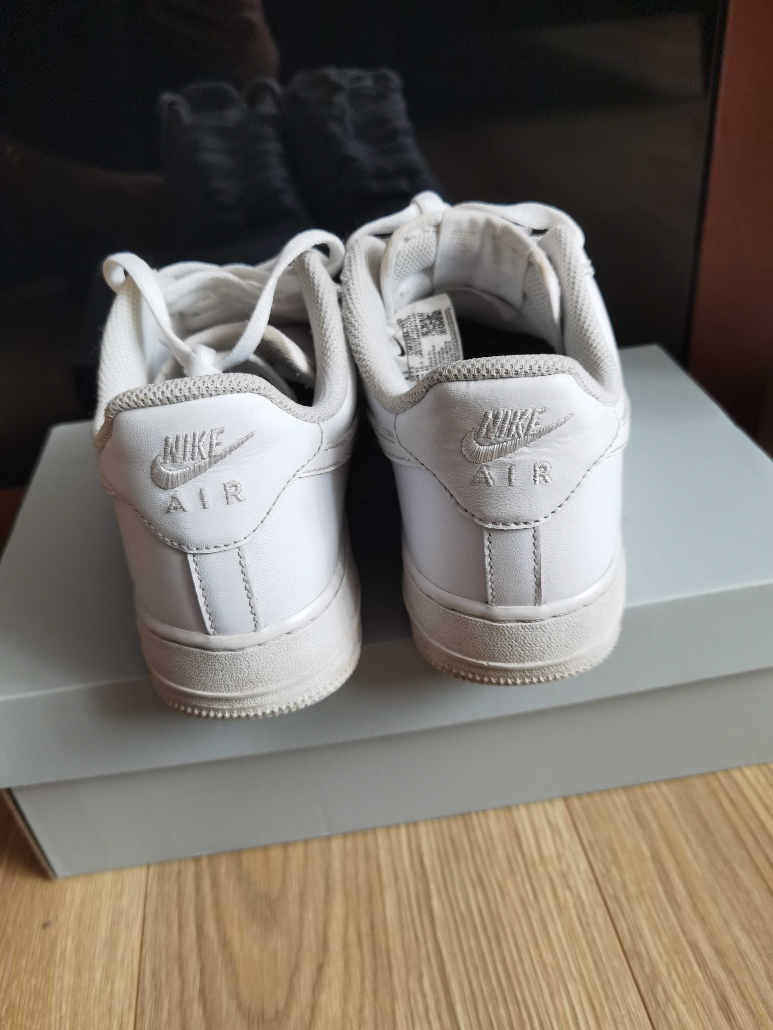 Air Force 1 low,triple white ,uzați