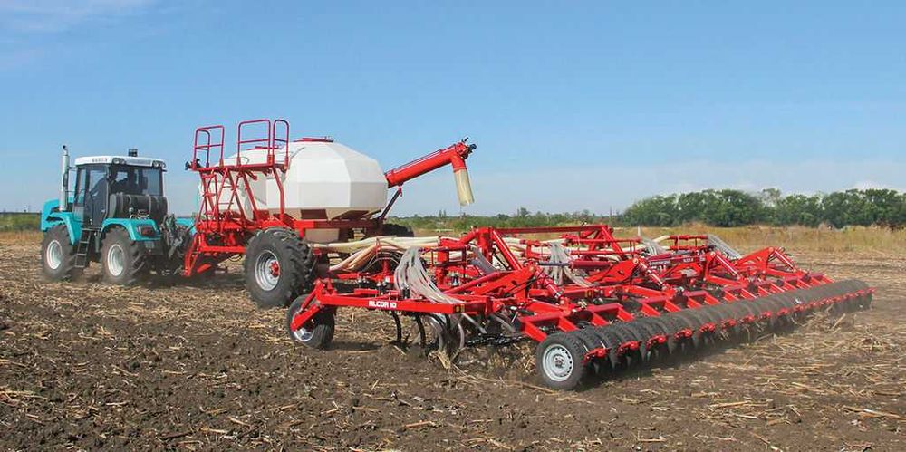 Посевной комплекс АЛЬКОР-7.5 в наличии