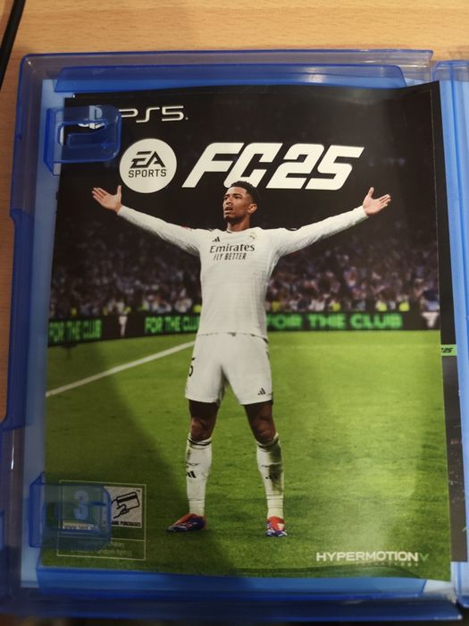 FC 25 за плейстейшън 4 става и за 5