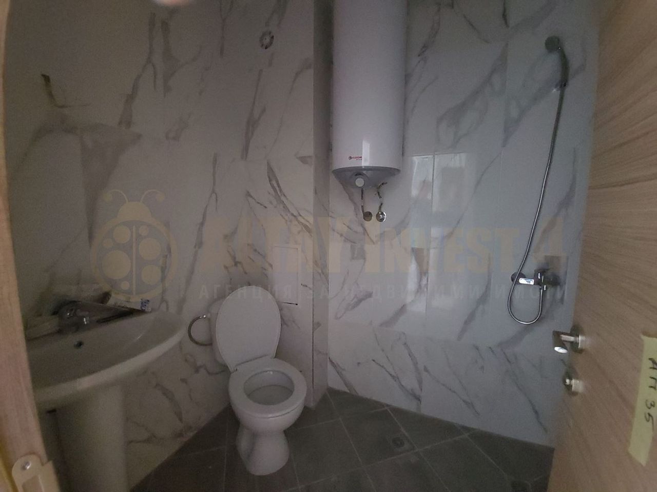 Продава се Едностаен апартамент в с. Шкорпиловци, Област Варна - 38 кв.м за 1050 €/кв.м - Снимка #4