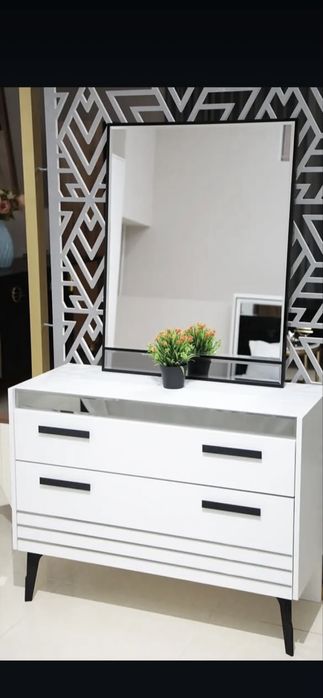 Продам комод в спальню