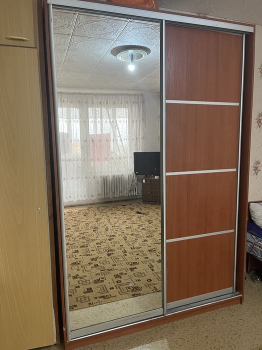 Срочно продам шкаф купе