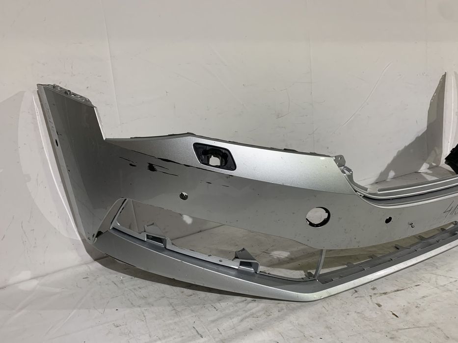 Bara fata  Skoda Superb 3, facelift, 2019, 2020, 2021, 2022, 2023, cod origine OE 3V0807221F.
