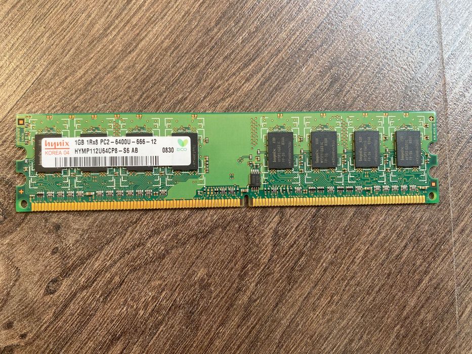 Продаю плашки ОЗУ DDR2 на 1 ГБ каждая