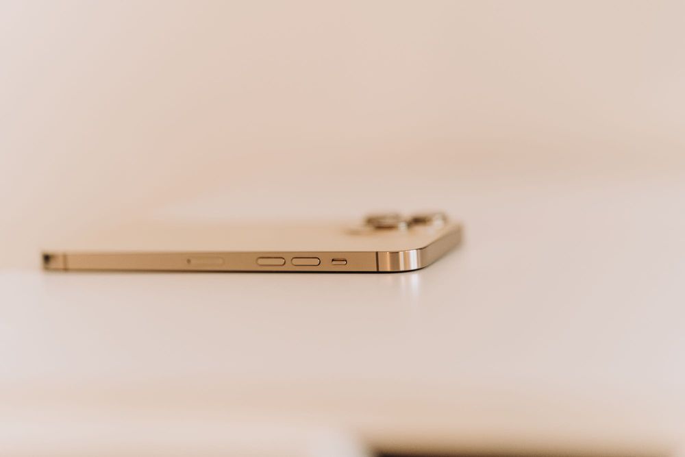 iPhone 14 Pro Max, Gold - 256 GB