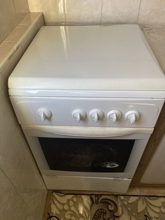 Газ плита Грета в хорошем состояни