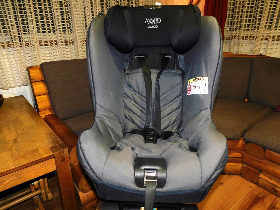 Scaun auto Axkid grupa 0-25 kg, ISOFIX (Rear-Forward Facing)