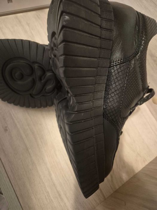 Дамски обувки от естествена кожа