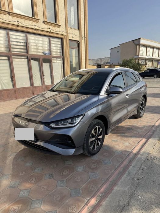 BYD E2 2024й 405км запас ход