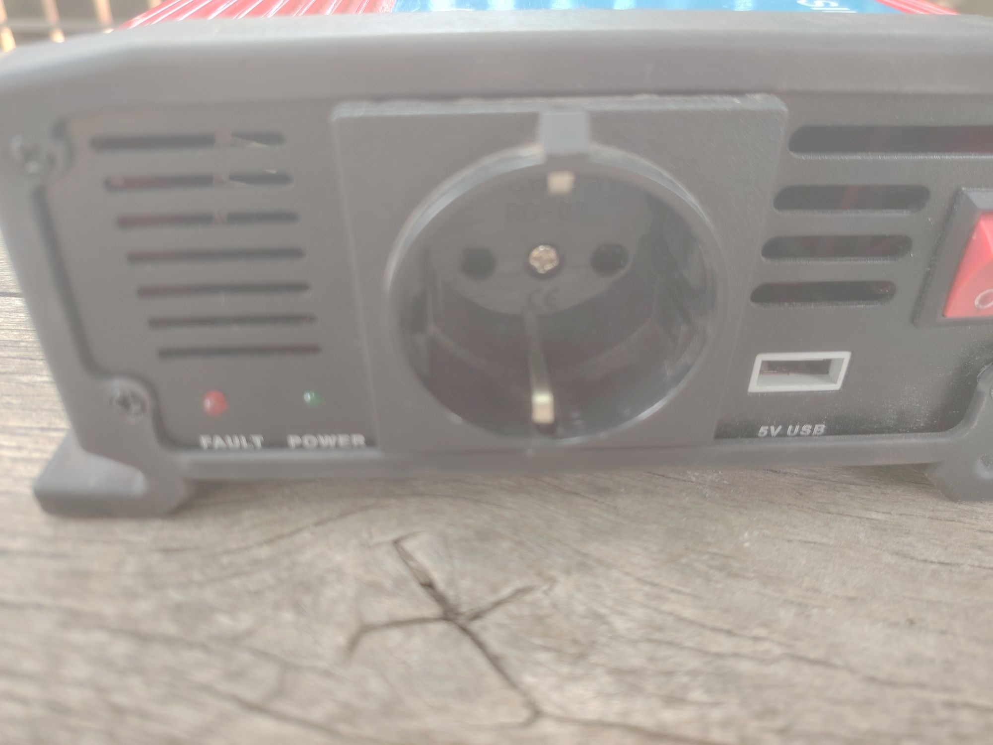 Invertor Auto 12V 1200W