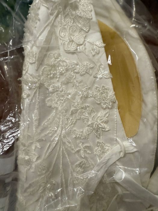 Булчинска рокля - размер XXS/XS (Petite)+ подарък воал и обувки