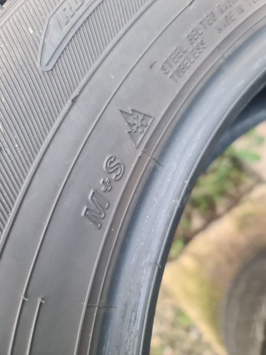 Cauciucuri Ms 215/65/17 Falcken