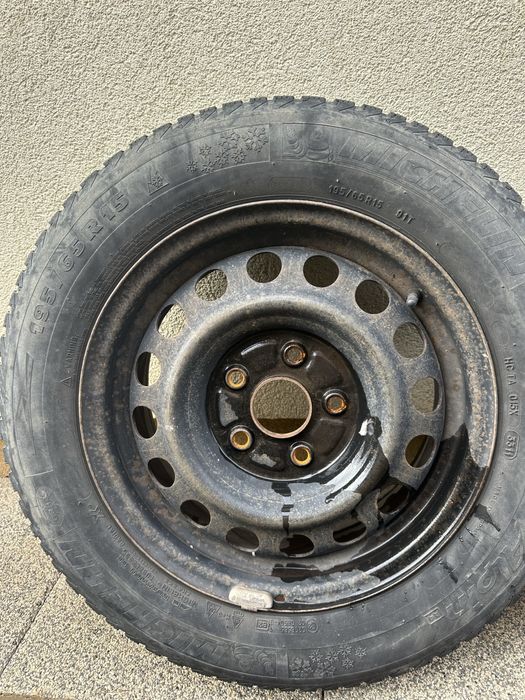 Cauciucuri cu jante iarna suzuky 195/65/15