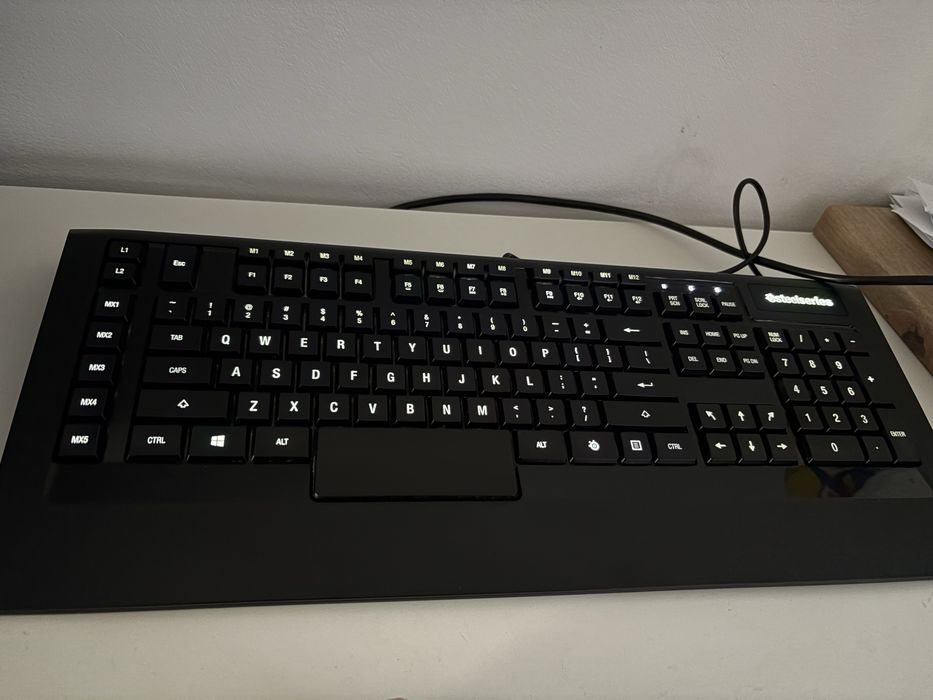 Tastatura Gaming Steelseries APEX 300
