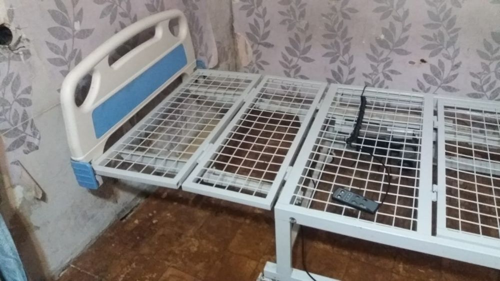 Продам медицинскую кровать на пульт управление