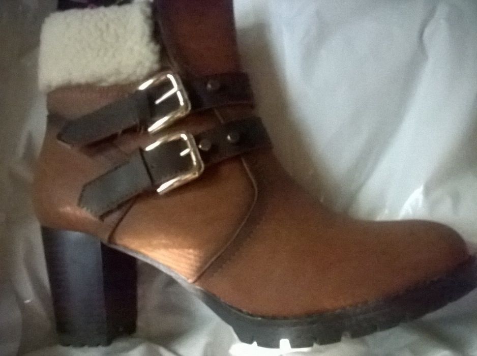 Ghete imblanite sus noi, nepurtate