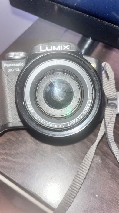 Panasonic Lumix FZ 8