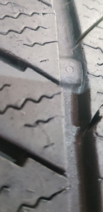 Anvelope 2x225 40 18 continental iarna dot 18 mm 5