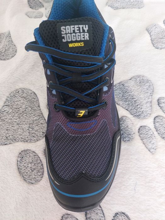 Спецобувь. Обувь.  Срочно