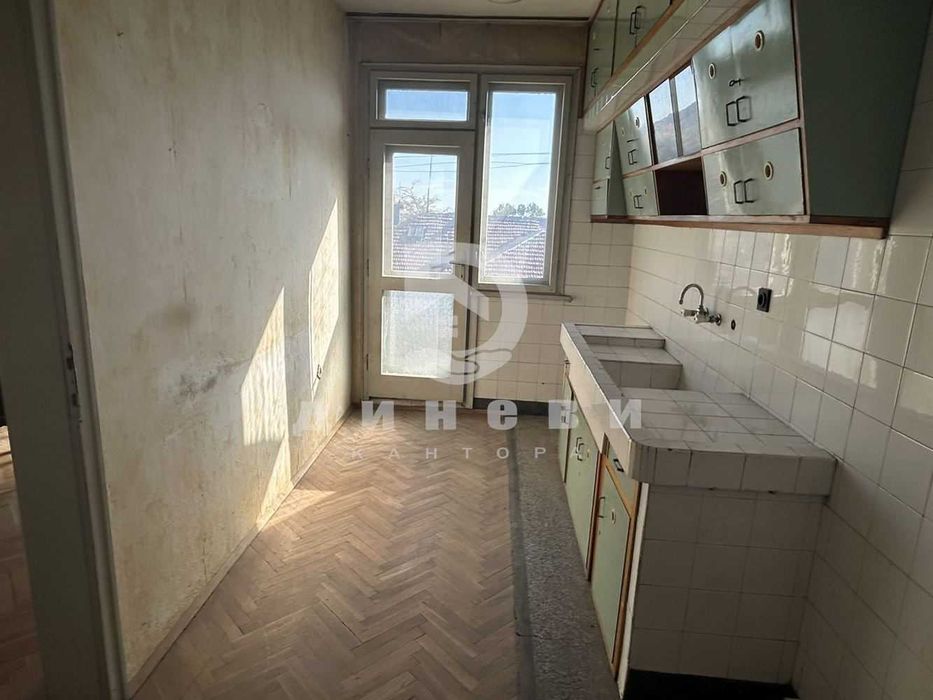 Многостаен апартамент в Центъра