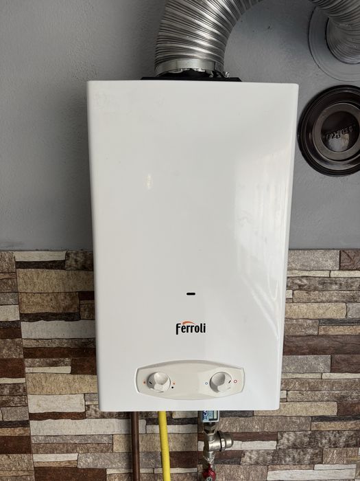 Vând instant pe gaz