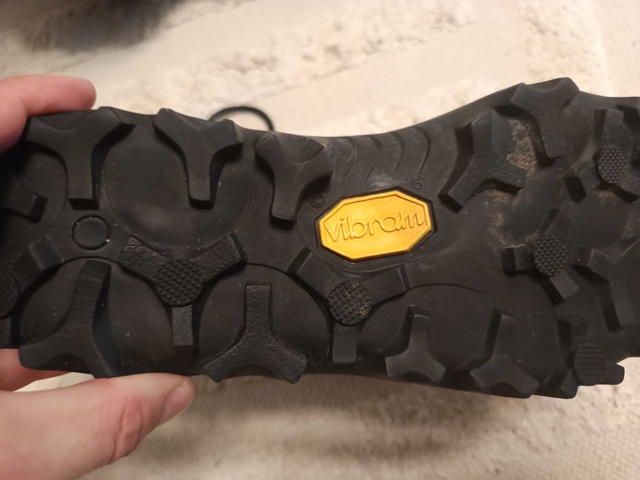 Боти Rossignol с vibram