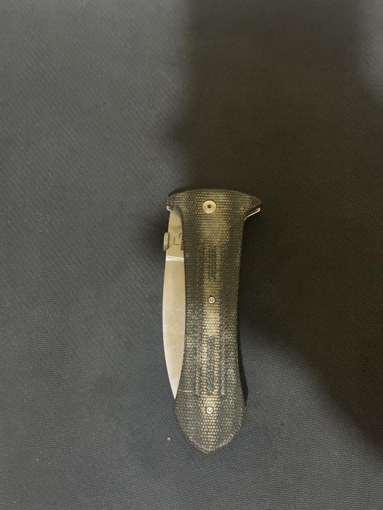 Продавам сгъваема кама boker plus