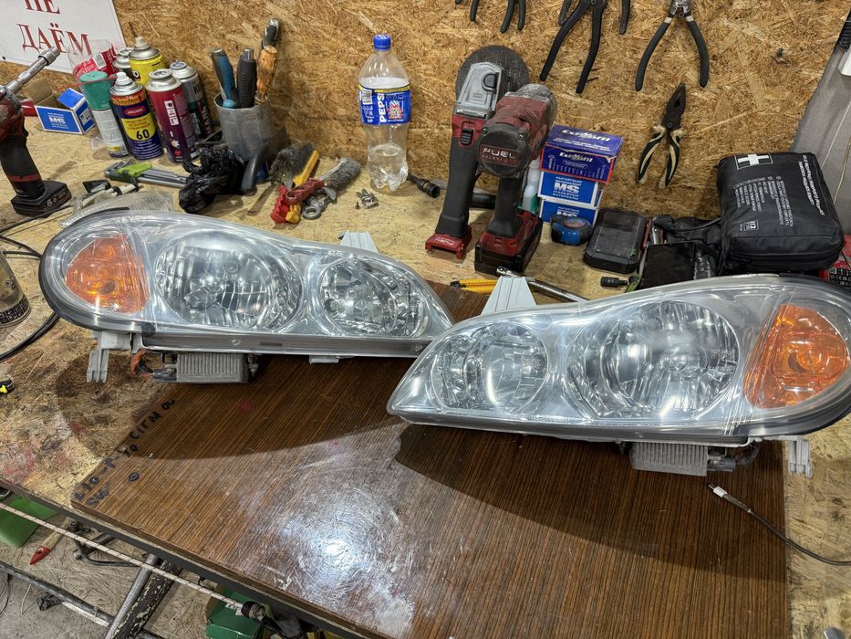 Фары Ниссан Максима А33 ксенонавые