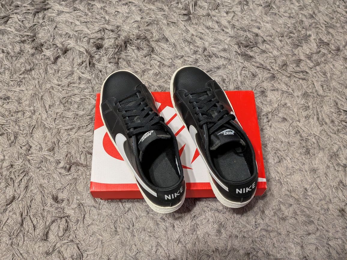 Nike Blazer Low 40 Black