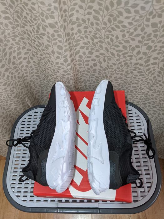 Adidași Nike React Live (GS) mărimea 36.5