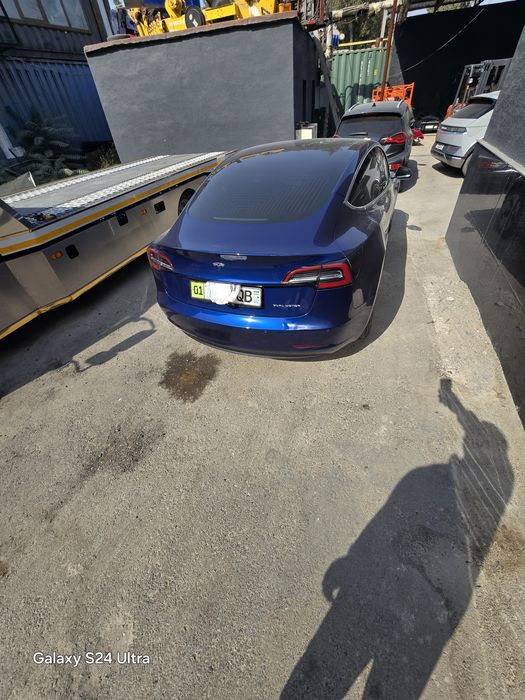 Тесла М3 из кореи.2019г.в