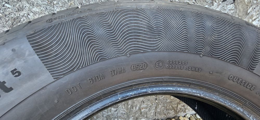 Anvelope Continental ContiPremiumContact 5 215/70 R16 100H