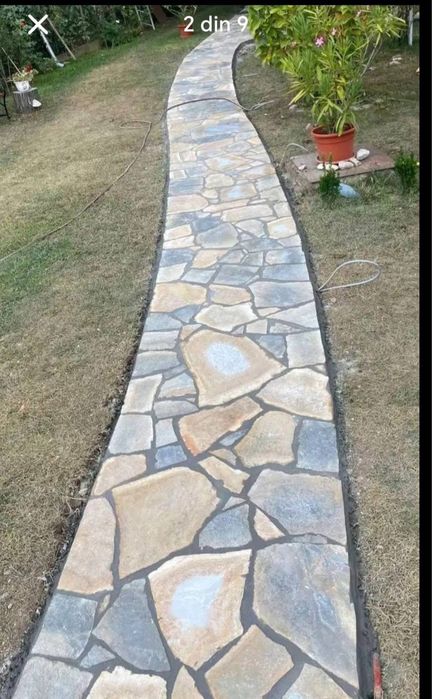 Piatra naturala poligonala si taiata foarte multe noante si dimensiuni