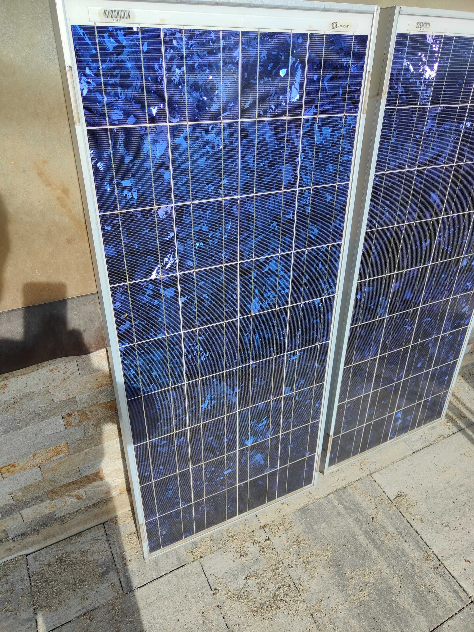 Vand panouri fotovoltaice / solare