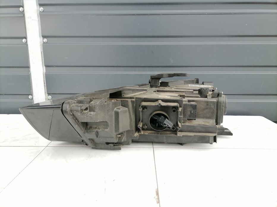 Far dreapta xenon +led  Audi Q3 8U facelift 8U0941774