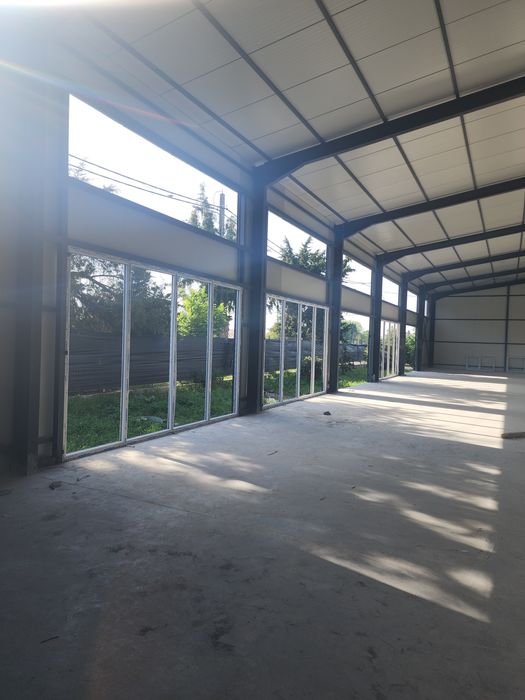 Vând hala metalică 35x14x4