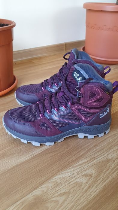 Bocanci drumetii iarna Jack Wolfskin