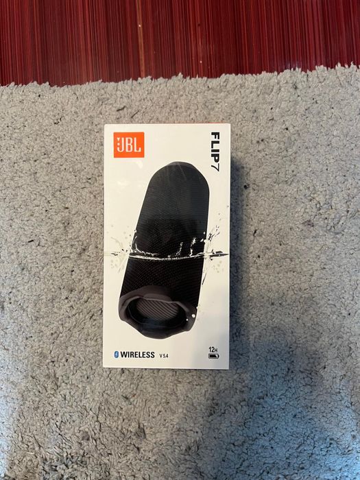 Boxa JBL flip7 noua