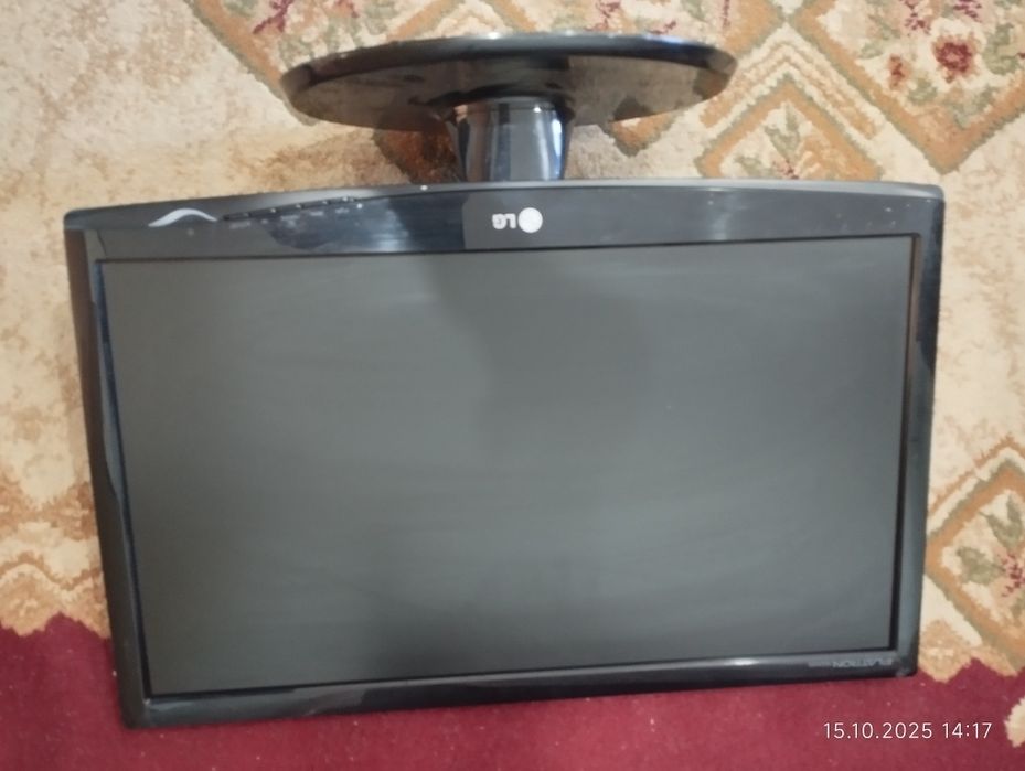 Монитор LG 22 дюйма