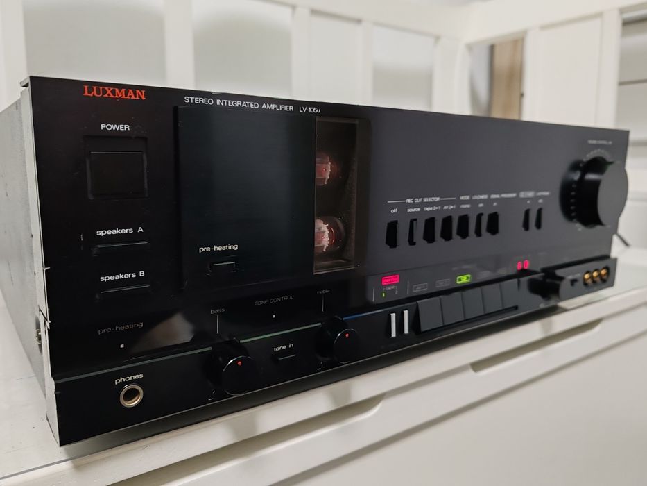 Luxman Lv 105 u, Germania
