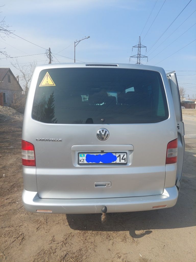 Volkswagen Caravelle 2006г.в.