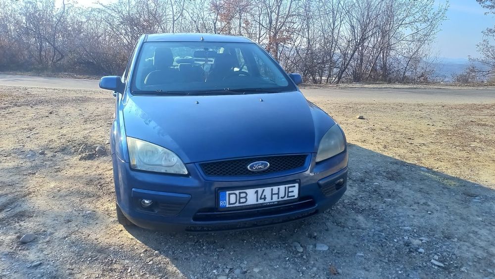 Vand ford focus benzină