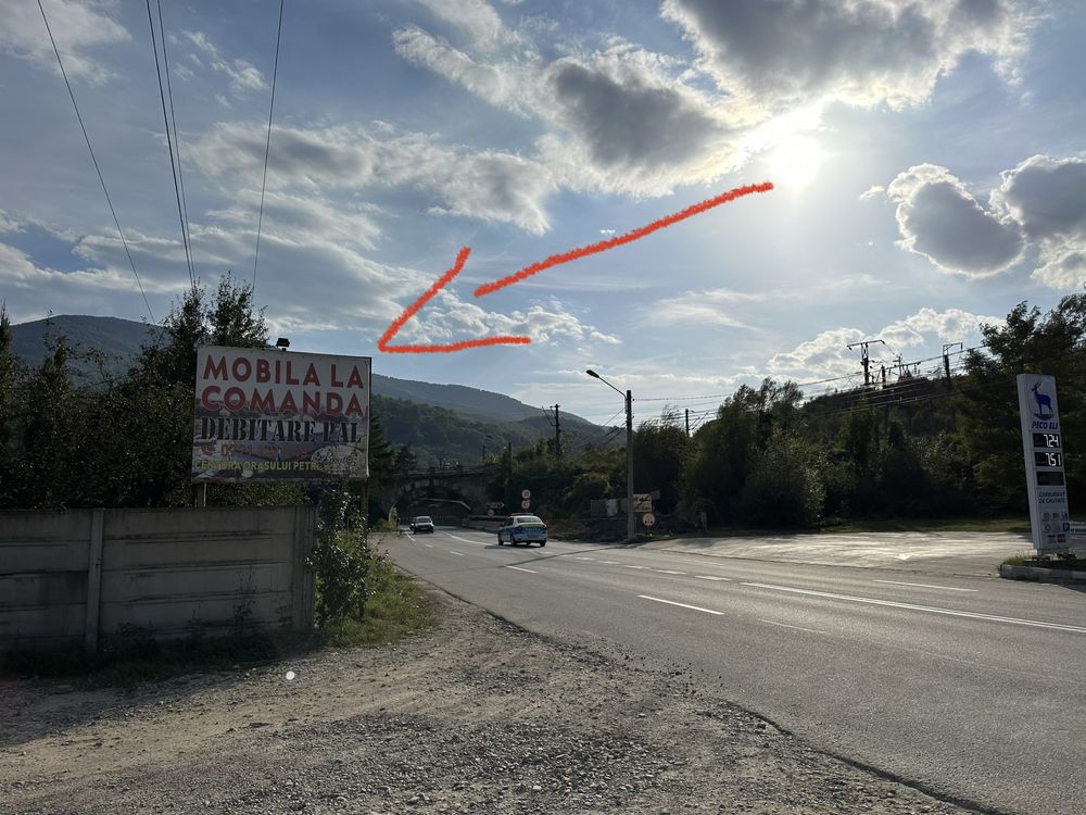 Închiriez panou publicitar zona Livezeni , la intrarea in oraș !