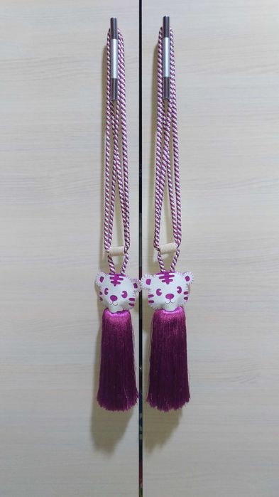 Ciucuri perdele / draperii pentru camera copilului