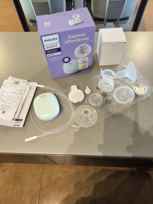 Помпа за кърма Philips Avent Essential