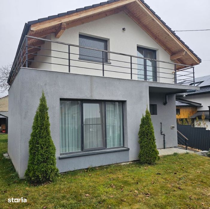 Vanzare casa moderna 4 camere,2 bai mobilata utilata , Sacele-Central